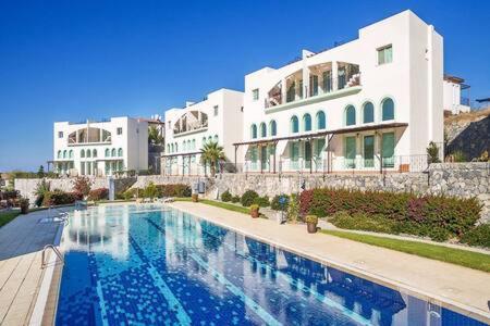 Joya Cyprus Marvel Penthouse Apartment Agios Nikolaos  Экстерьер фото